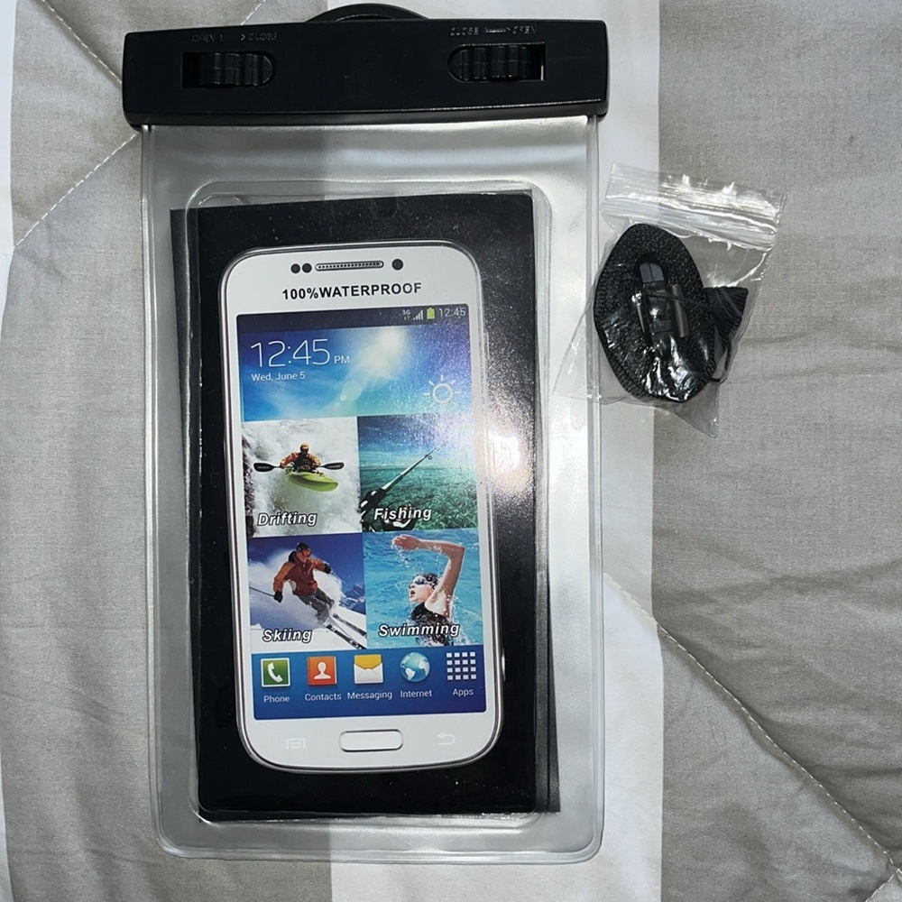 Lot of 5 Universal Waterproof Pouch for Phones & ID
